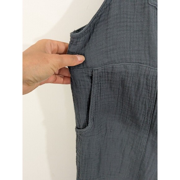 Aerie Lightweight Rolled Leg Gray Gauze Overalls Sz M Art Teacher Relaxed Fit - Picture 6 of 11